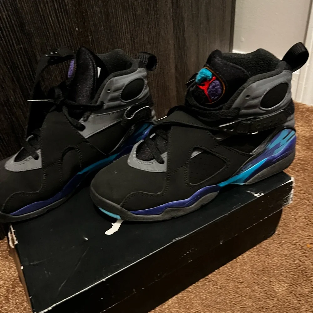 Jordan 8 - Picture 6 of 6